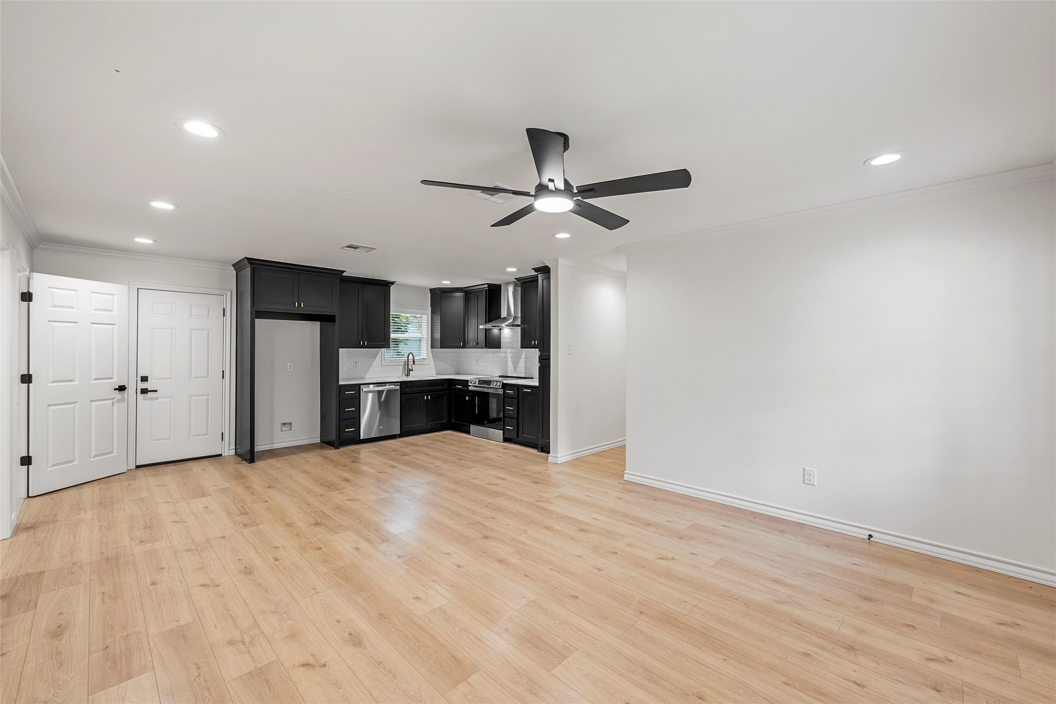 611 N Rita Street Lacy Lakeview TX 76705