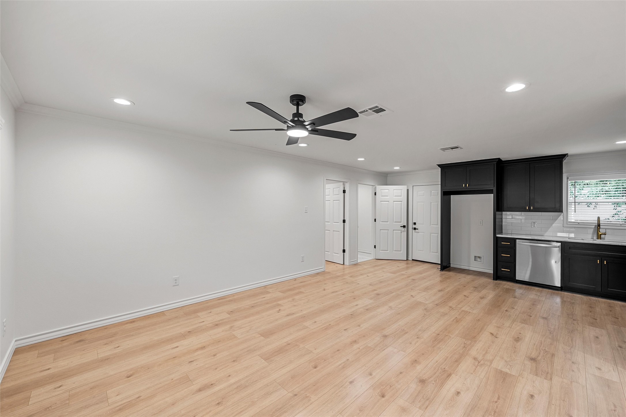 611 N Rita Street Lacy Lakeview TX 76705