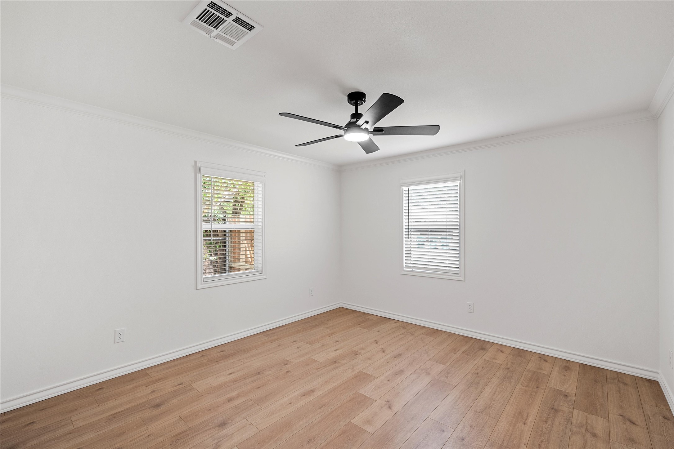 611 N Rita Street Lacy Lakeview TX 76705