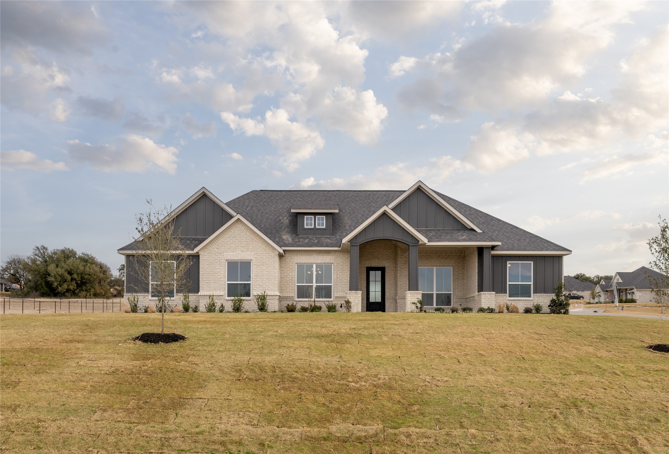 700 Burr Oak Lane Weatherford TX 76085