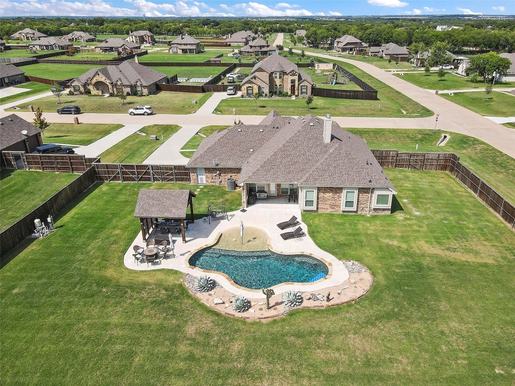 8870 Etta Court Waxahachie TX 75167