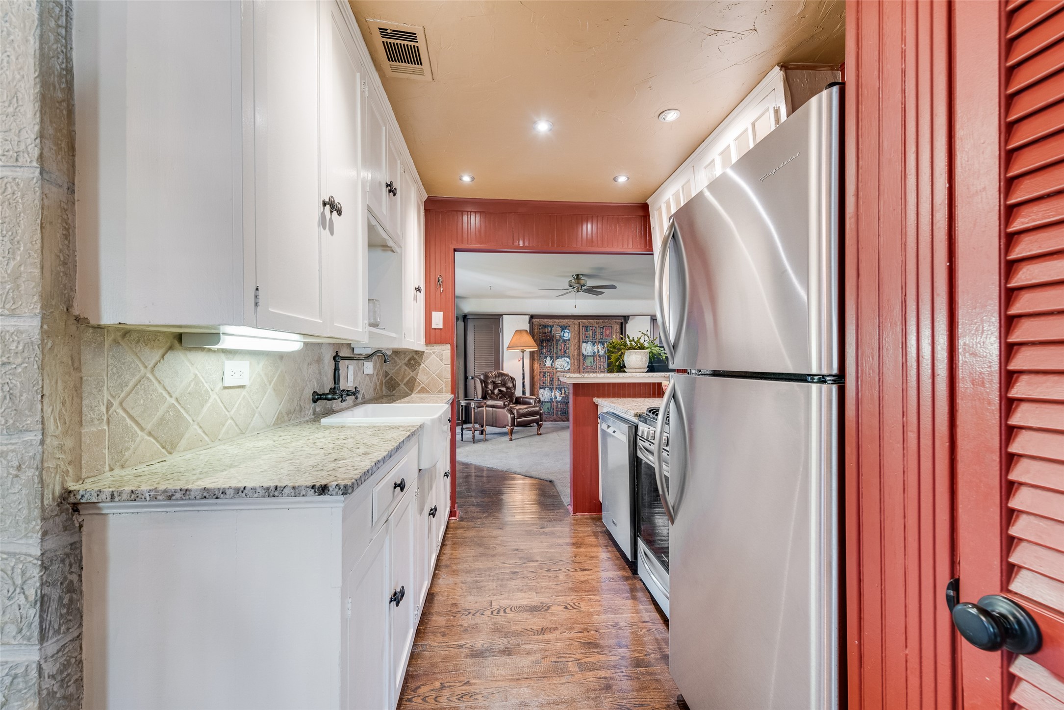 3022 Aster Street Dallas TX 75211