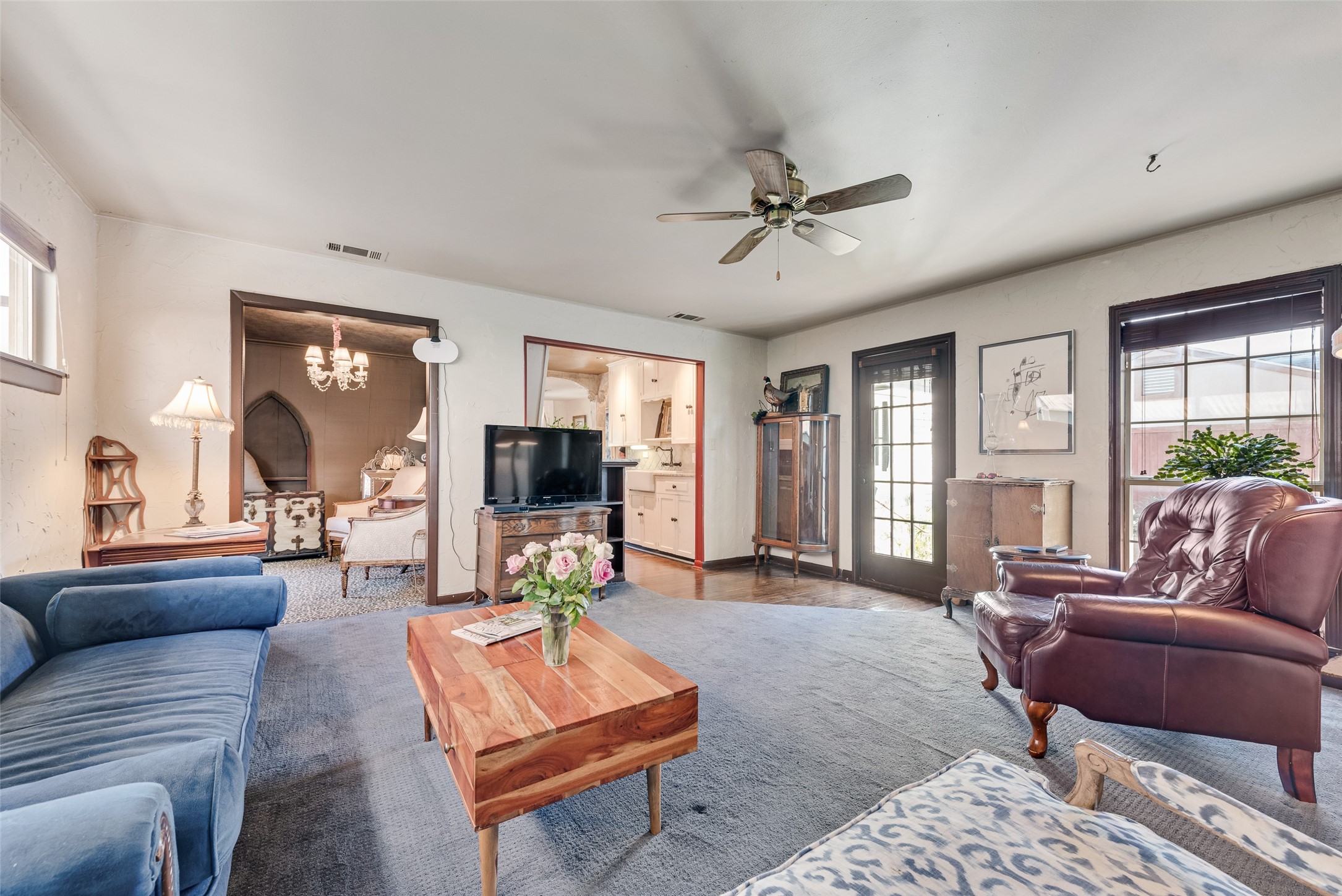 3022 Aster Street Dallas TX 75211