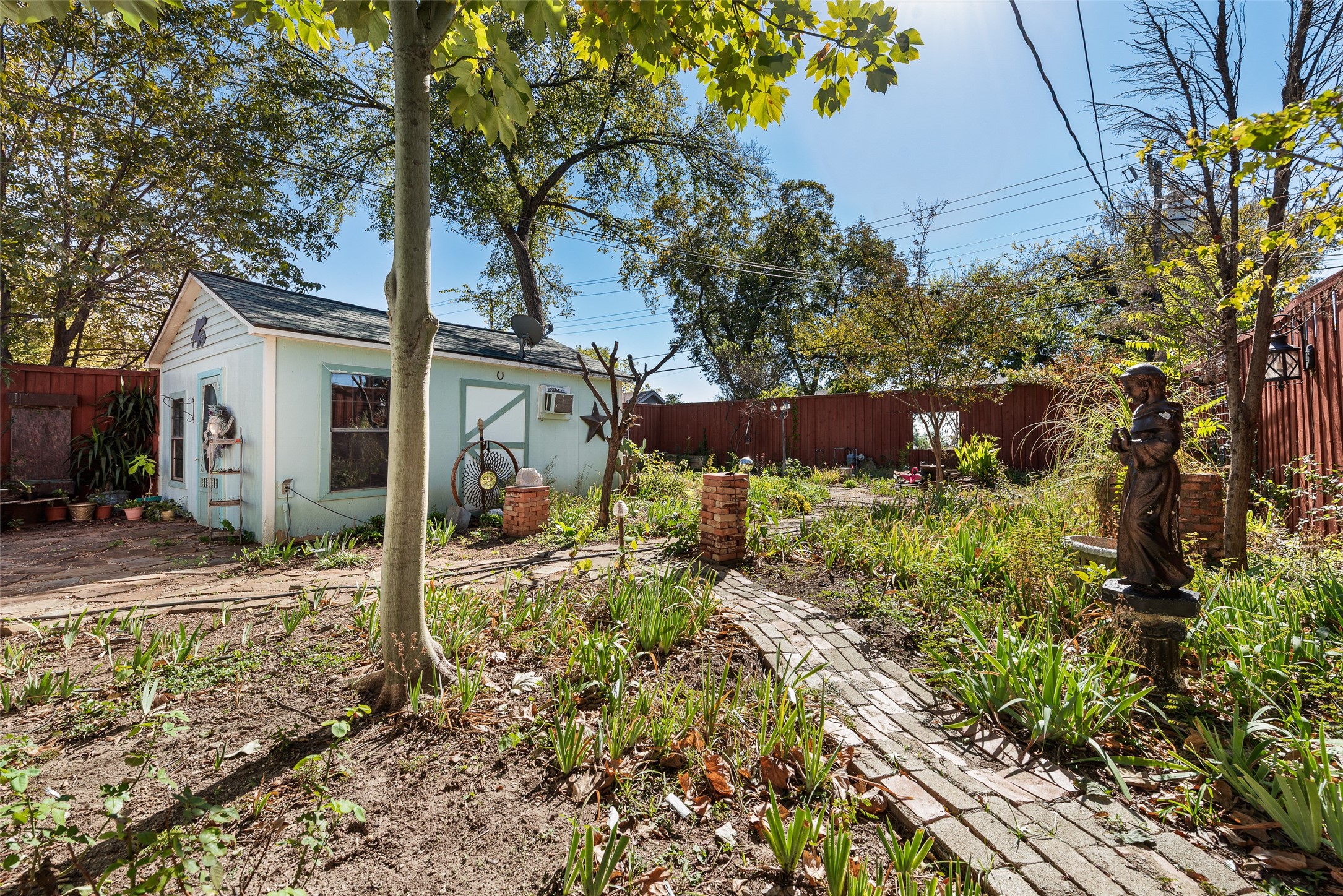 3022 Aster Street Dallas TX 75211