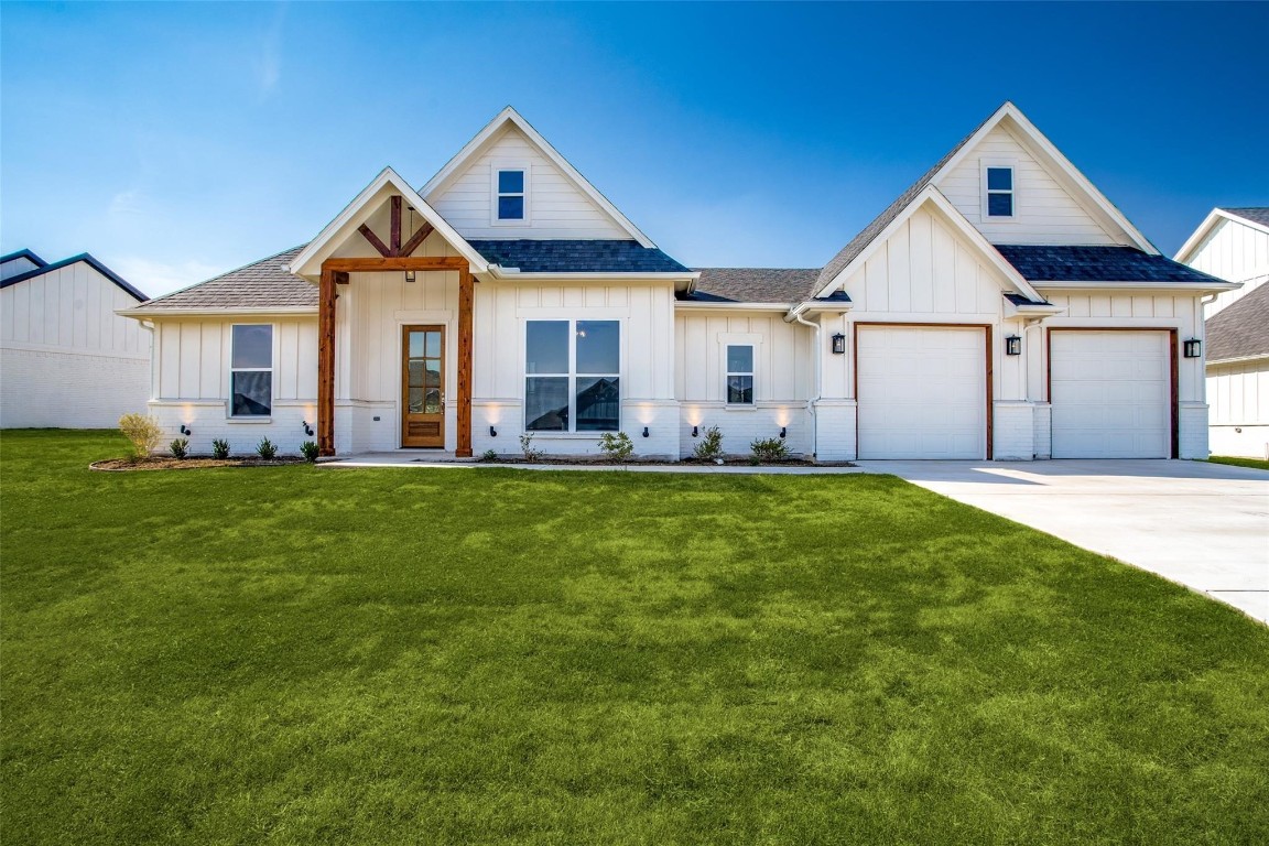 4014 Gallivant Drive Granbury TX 76049