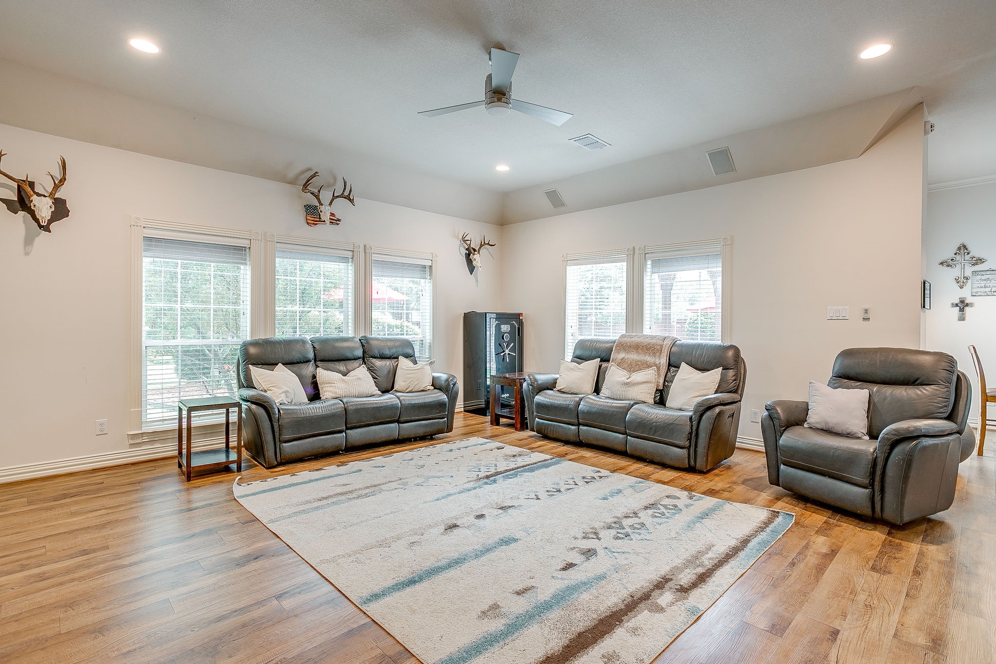 912 Thomas Crossing Drive Fort Worth TX 76028