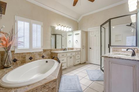 912 Thomas Crossing Drive Fort Worth TX 76028