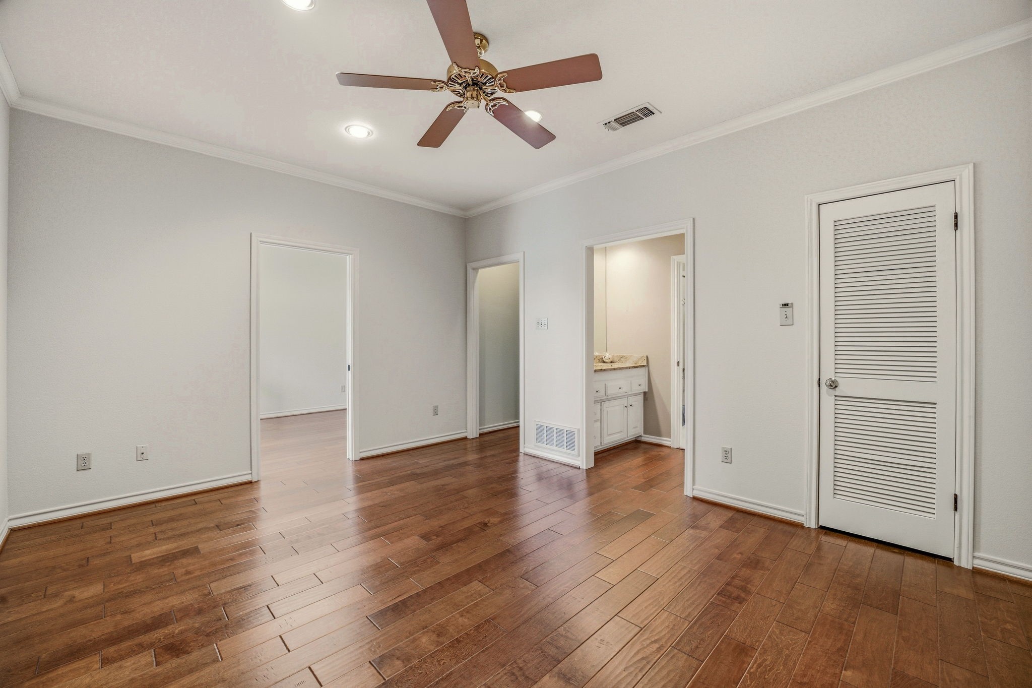 6100 Plum Valley Place Fort Worth TX 76116