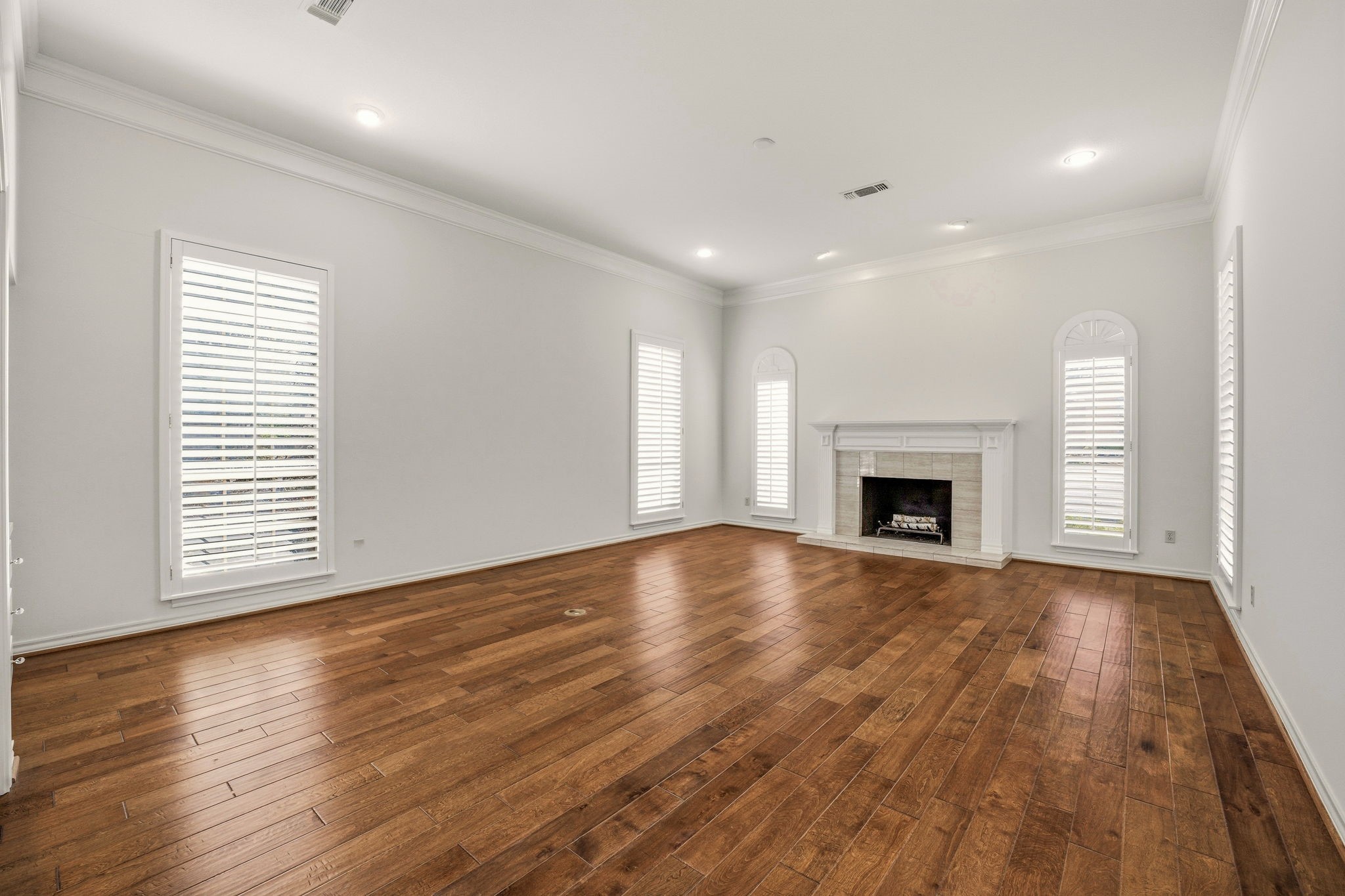 6100 Plum Valley Place Fort Worth TX 76116