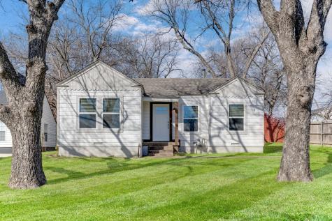 305 NE 32nd Street Grand Prairie TX 75050