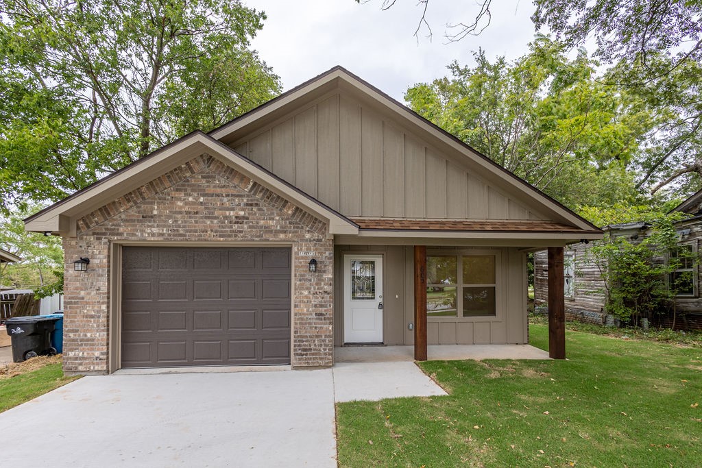 605 W Elm Street Denison TX 75020