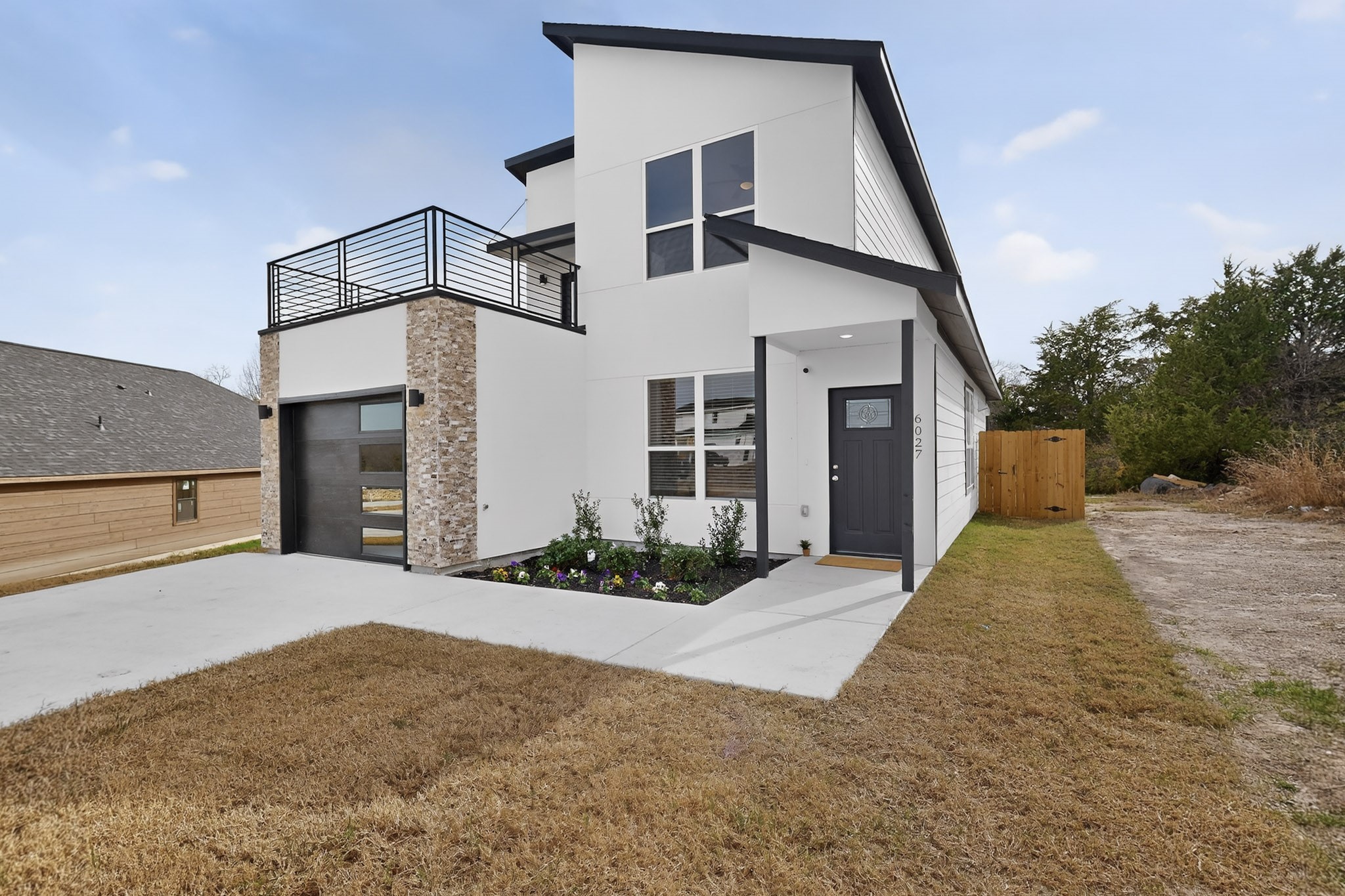 6027 Plum Dale Road Dallas TX 75241