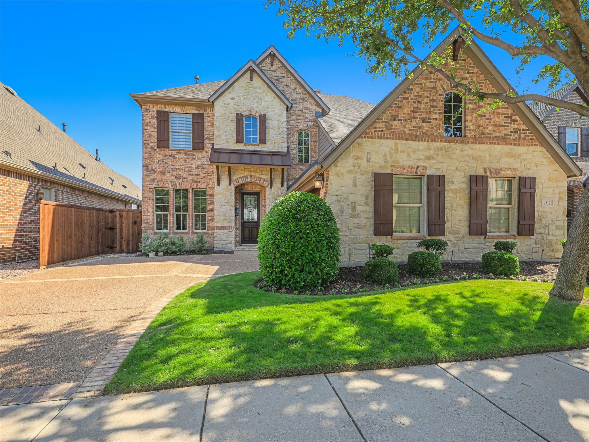 2512 Sir Alexander Lane Lewisville TX 75056