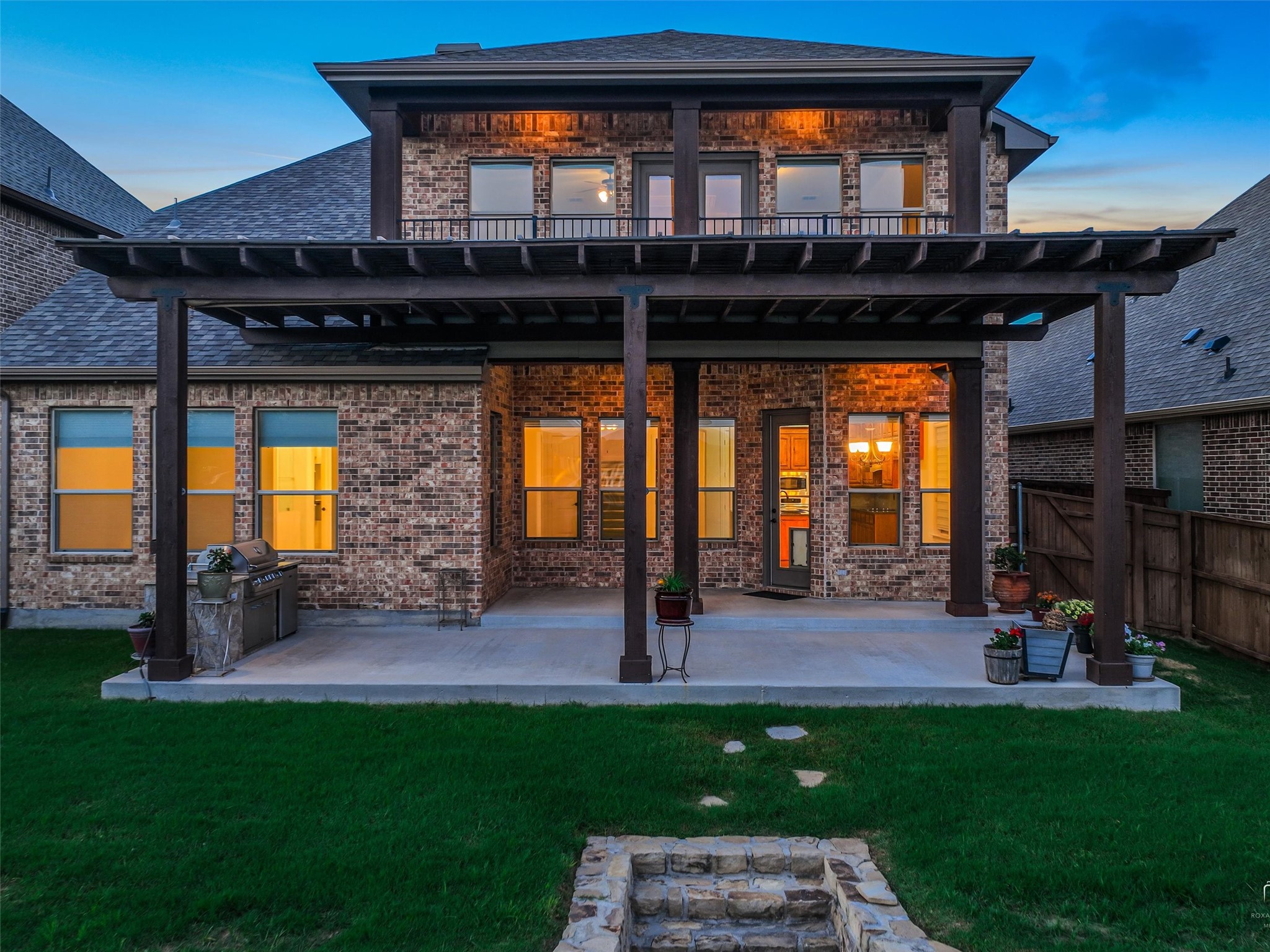2512 Sir Alexander Lane Lewisville TX 75056