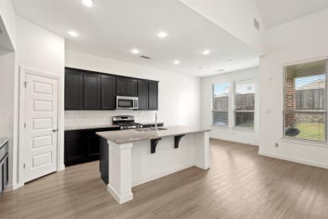 2466 San Marcos Drive Forney TX 75126