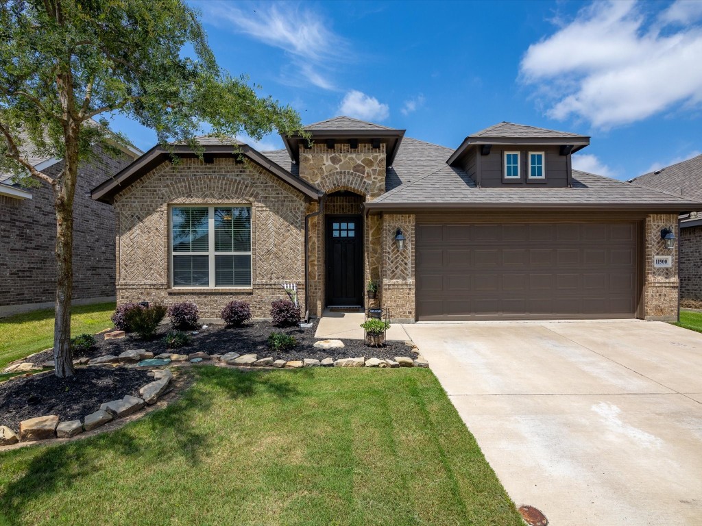 11900 Hassop Lane Burleson TX 76028