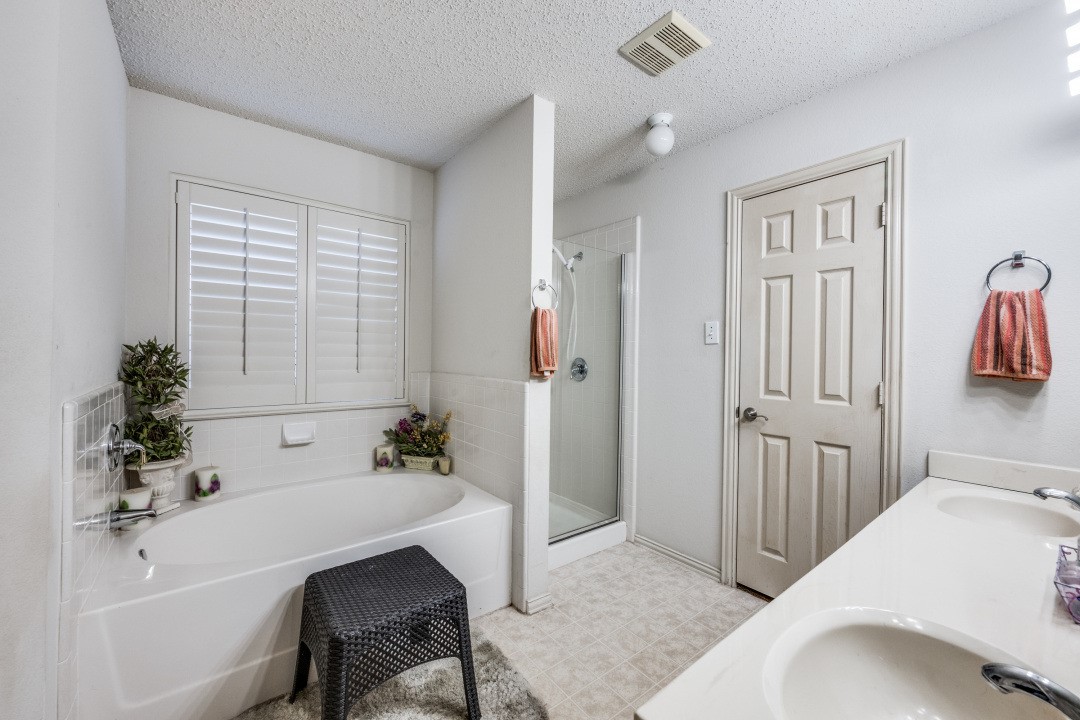 1606 Cancun Drive Mansfield TX 76063