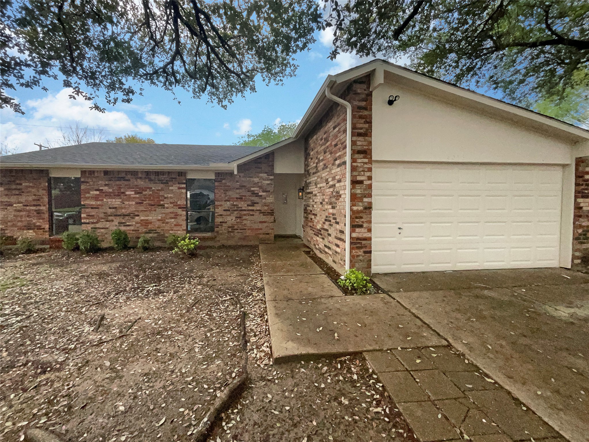 6013 Martie Lane Garland TX 75043