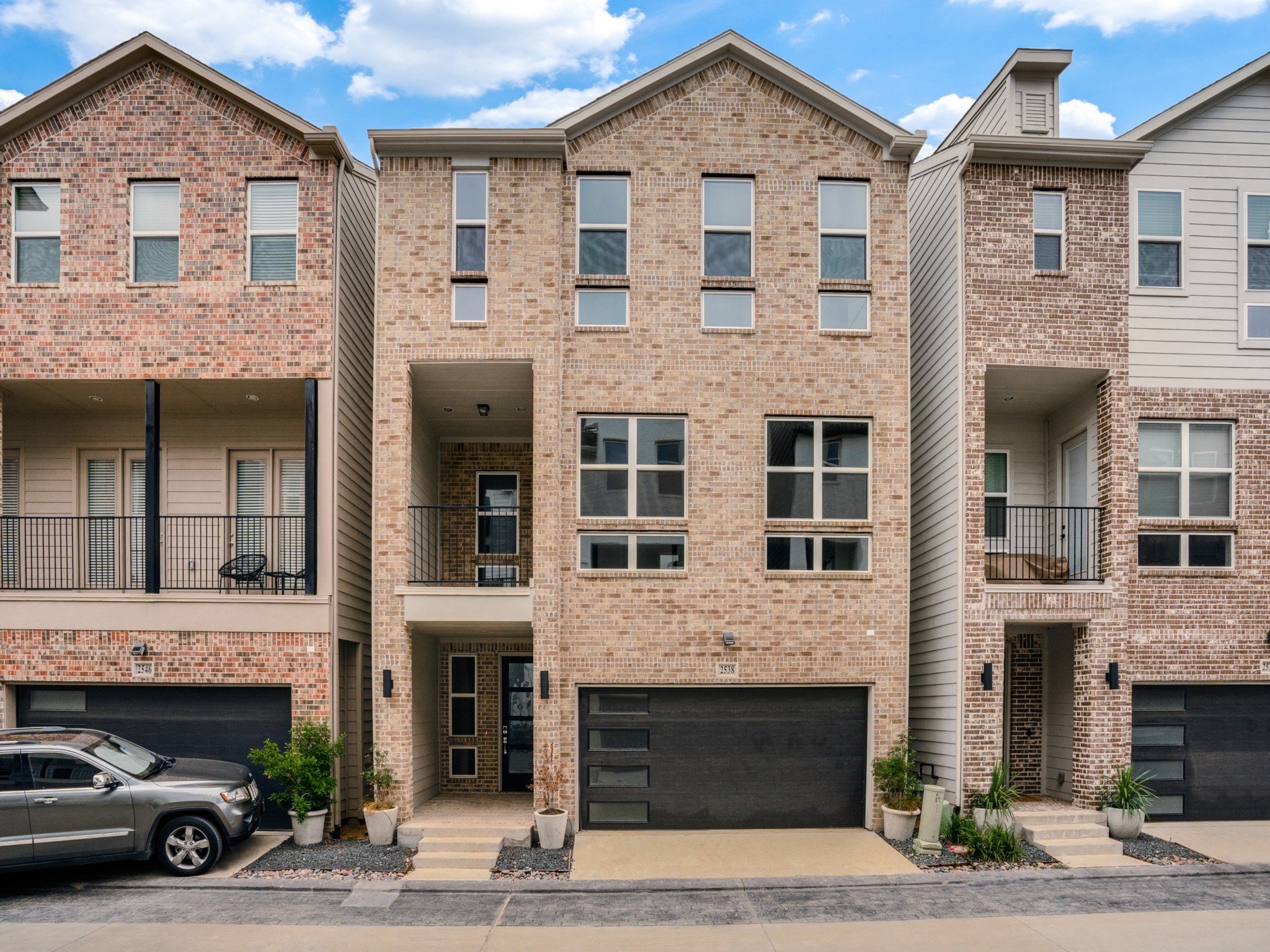 2619 Carmelita Street Dallas TX 75212