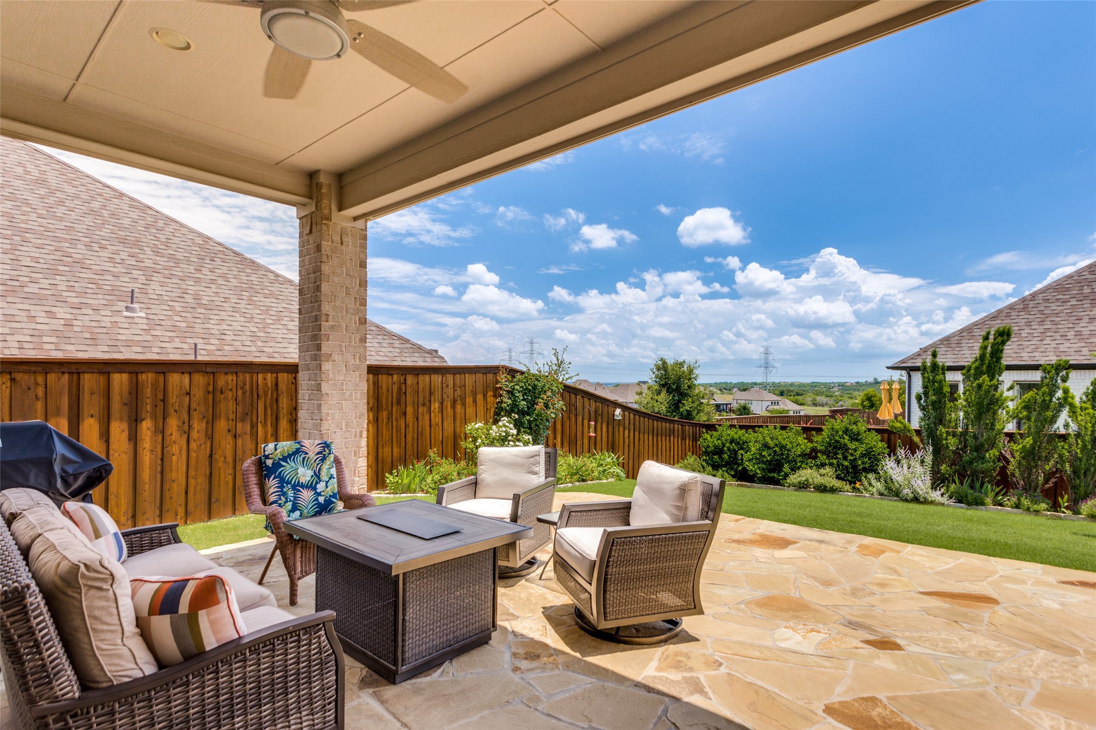 10517 Oates Branch Lane Fort Worth TX 76126