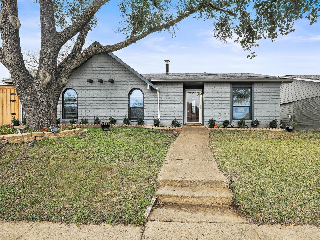 3313 Edgecliff Drive Garland TX 75043
