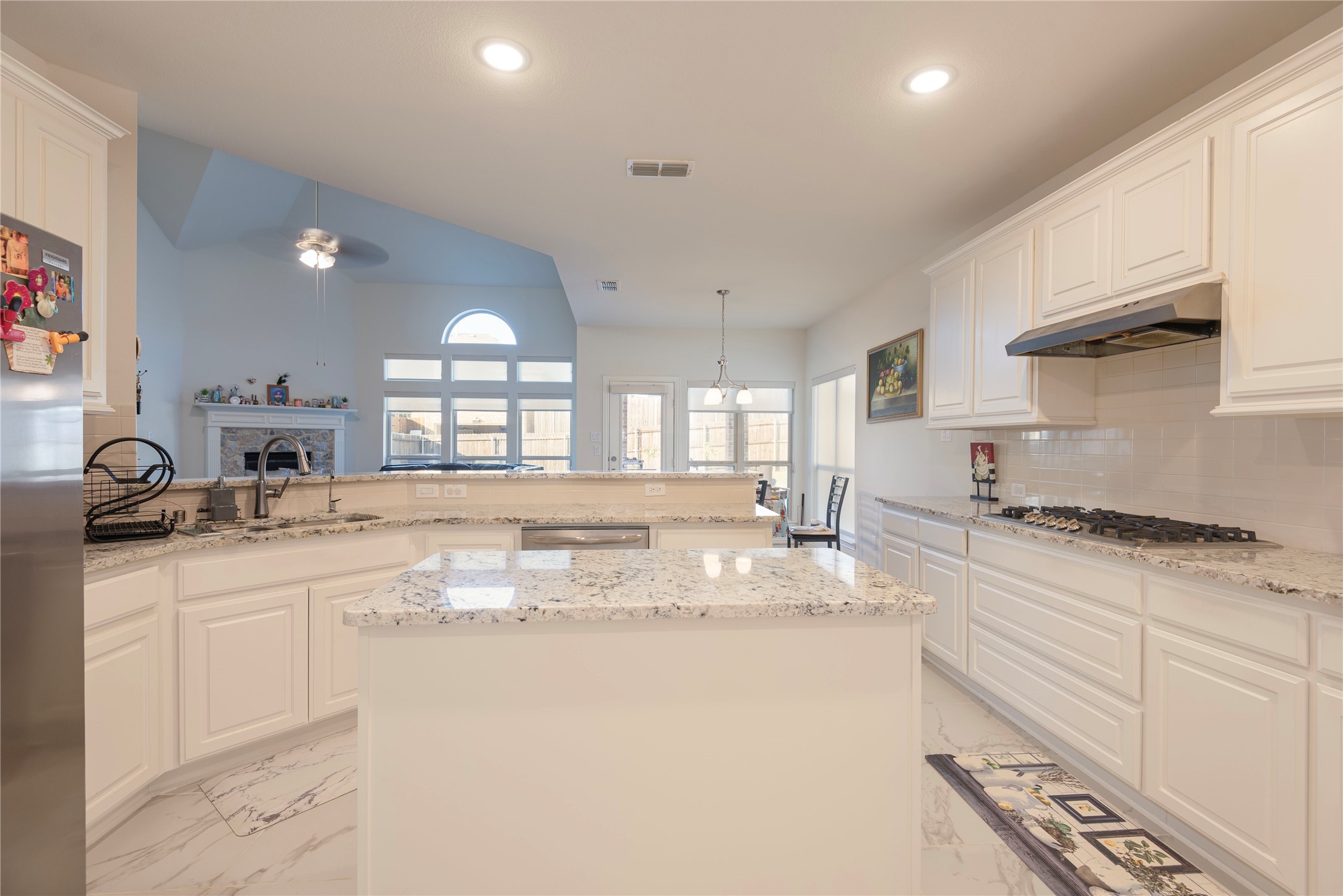 4425 Avocet Circle Garland TX 75043