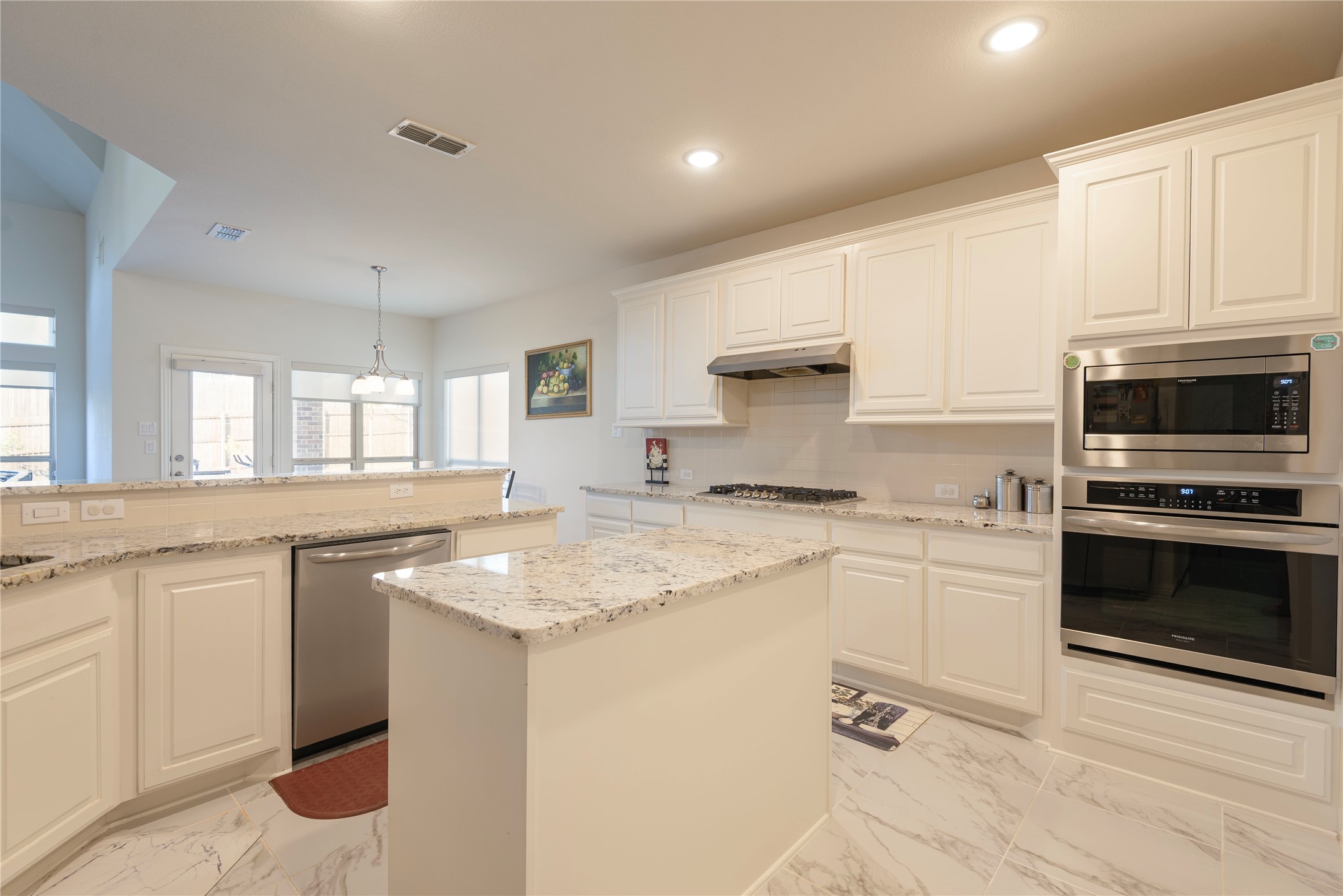 4425 Avocet Circle Garland TX 75043