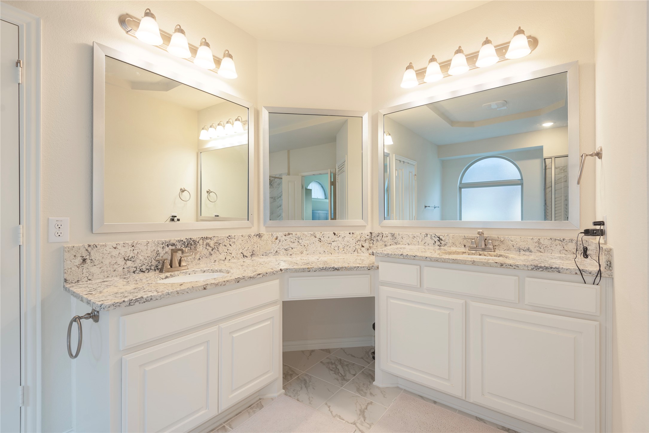 4425 Avocet Circle Garland TX 75043