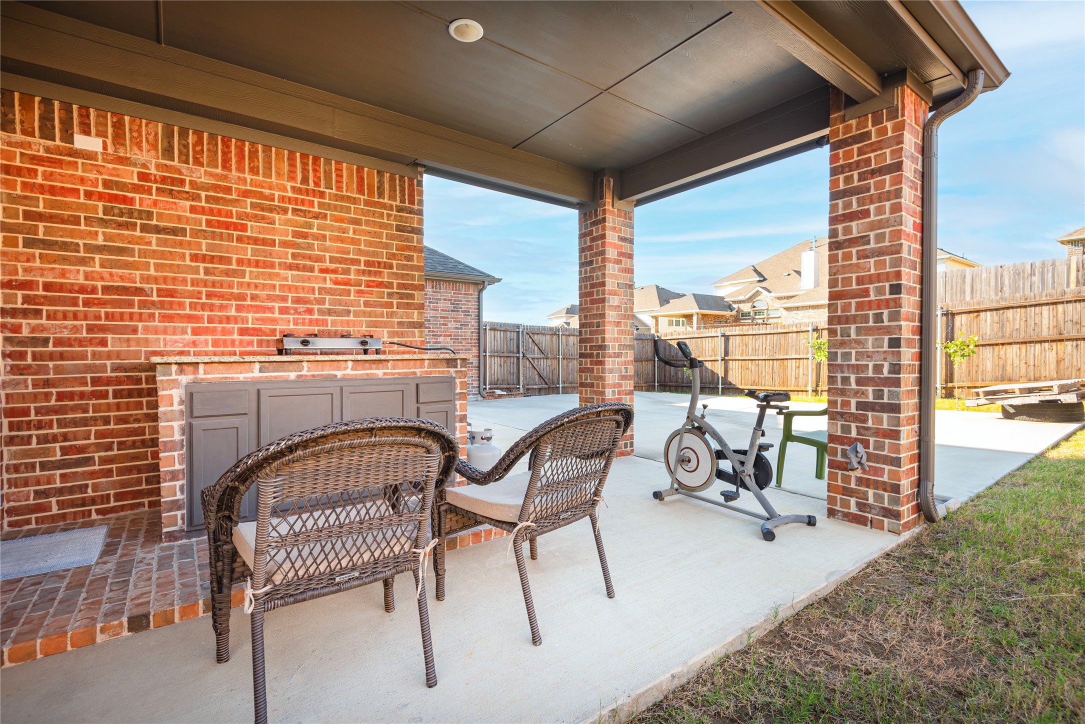 4425 Avocet Circle Garland TX 75043