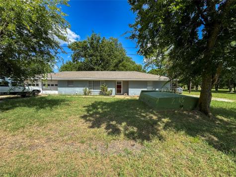 121 S Bois D Arc Street Bailey TX 75452