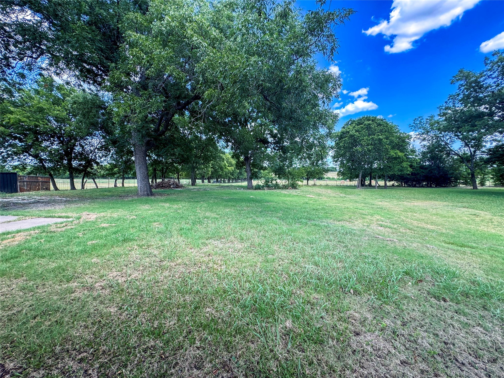 121 S Bois D Arc Street Bailey TX 75452
