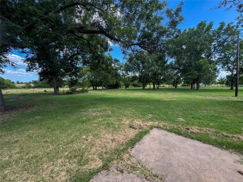 121 S Bois D Arc Street Bailey TX 75452