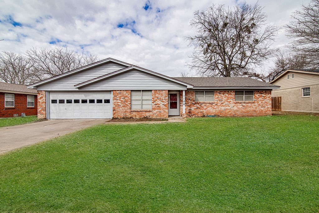 1108 Davis Street Cleburne TX 76033