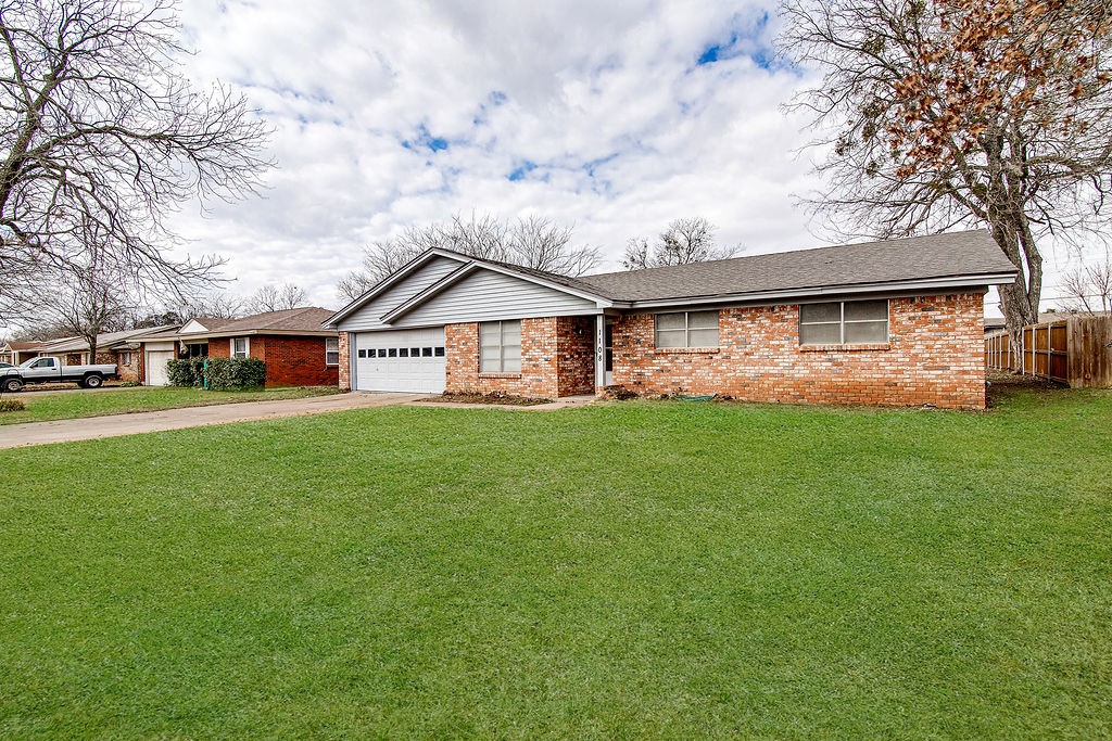 1108 Davis Street Cleburne TX 76033