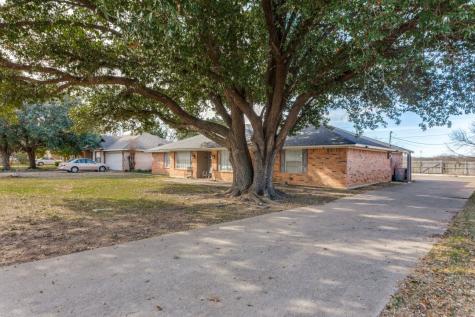 413 N Trail Street Crowley TX 76036