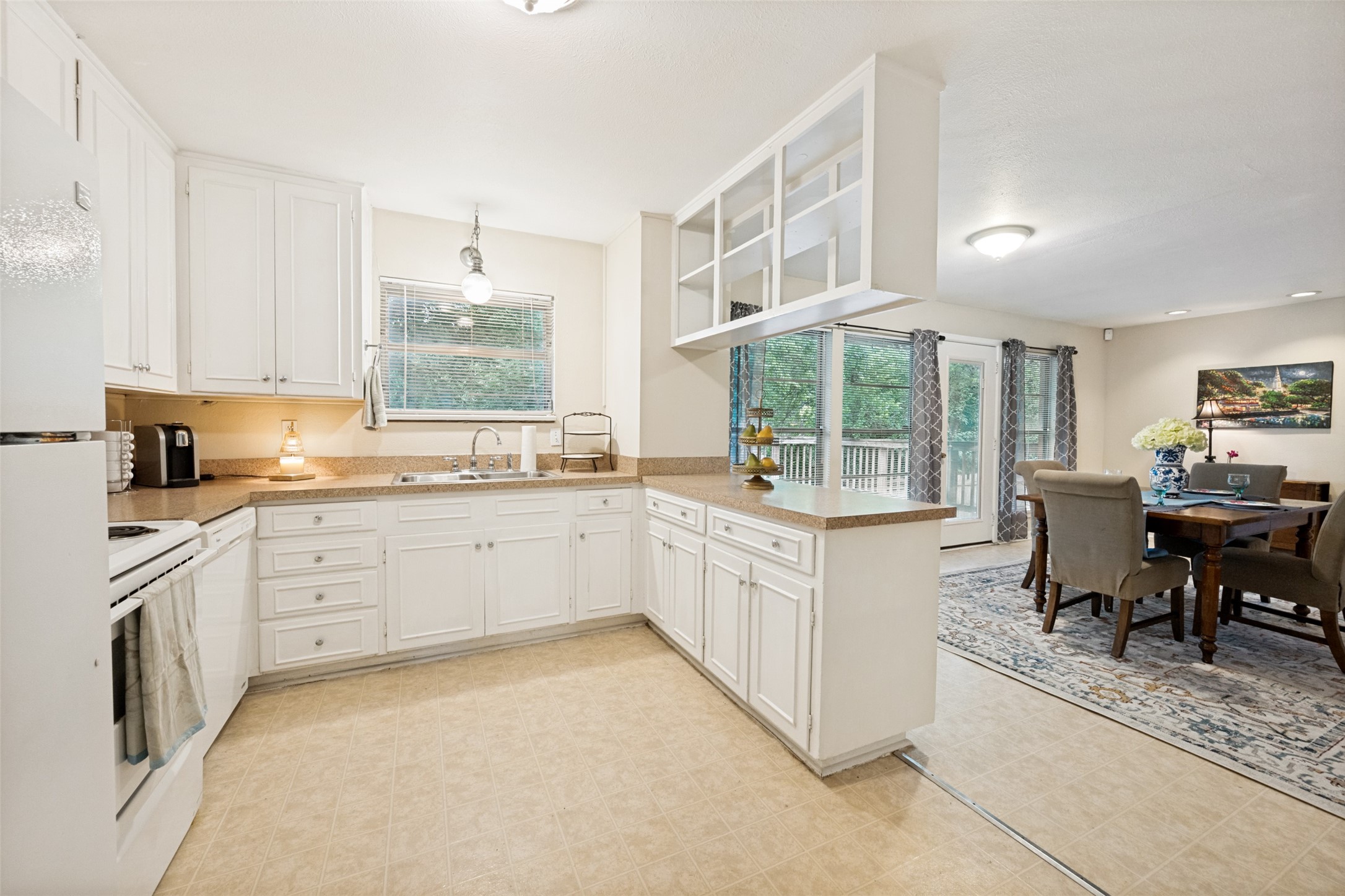 2725 Sandage Avenue Fort Worth TX 76109