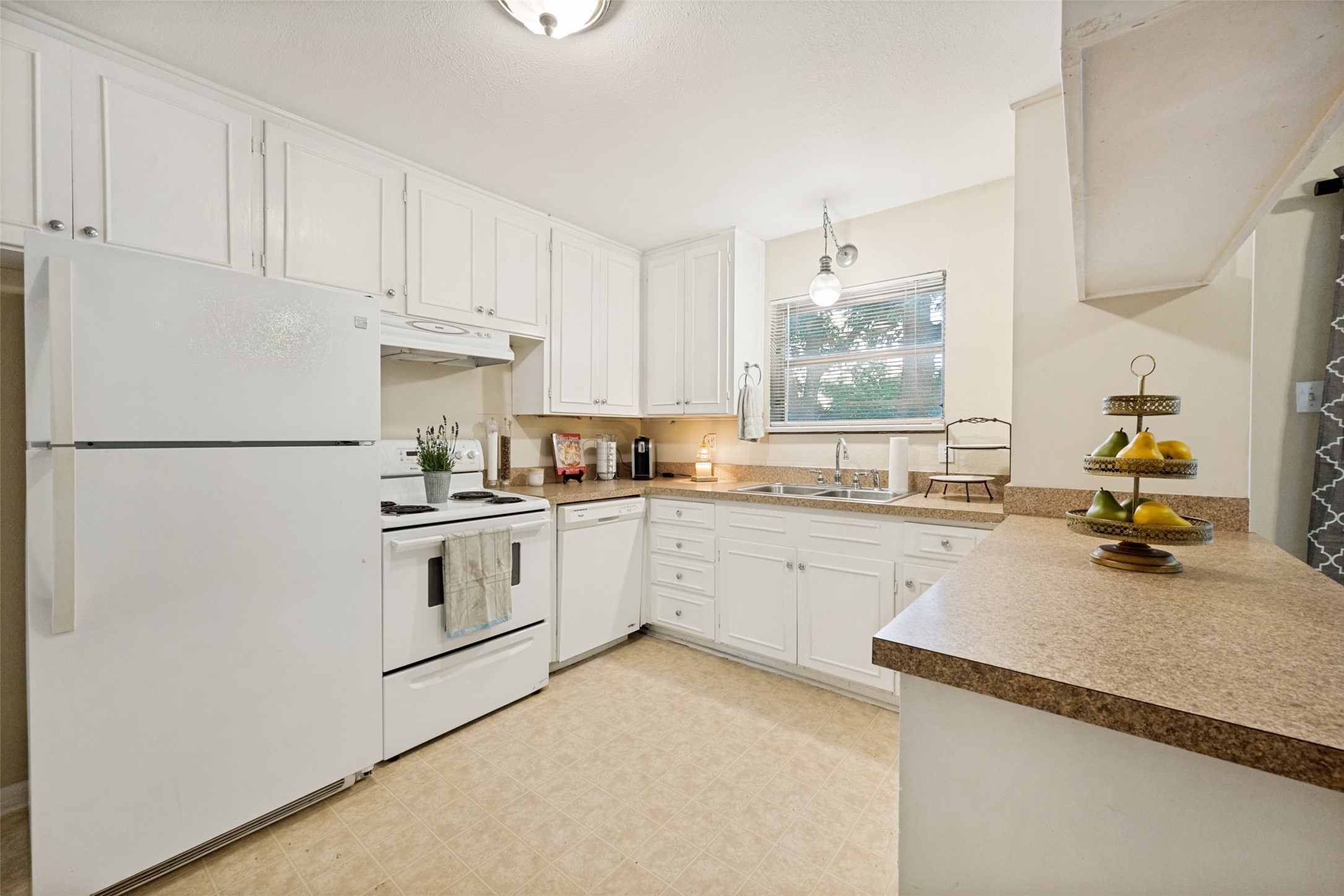 2725 Sandage Avenue Fort Worth TX 76109