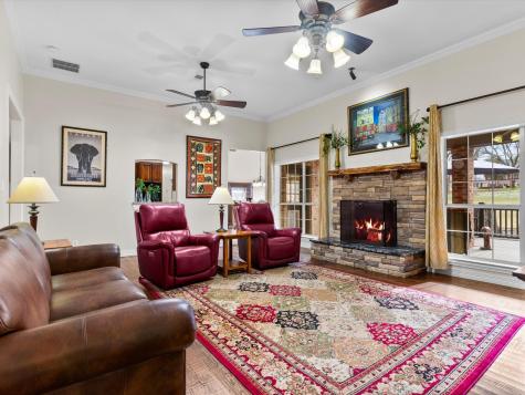1705 Warwick Crescent Court Denton TX 76226