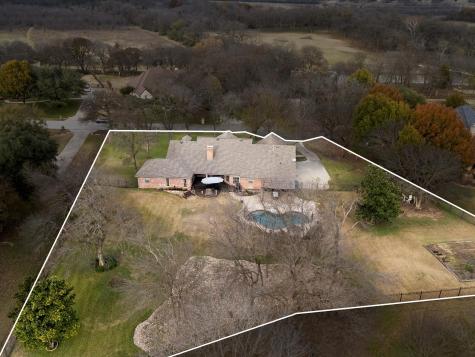 1705 Warwick Crescent Court Denton TX 76226