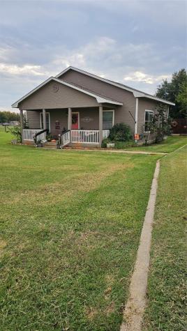 807 N Trinity Street Whitney TX 76692