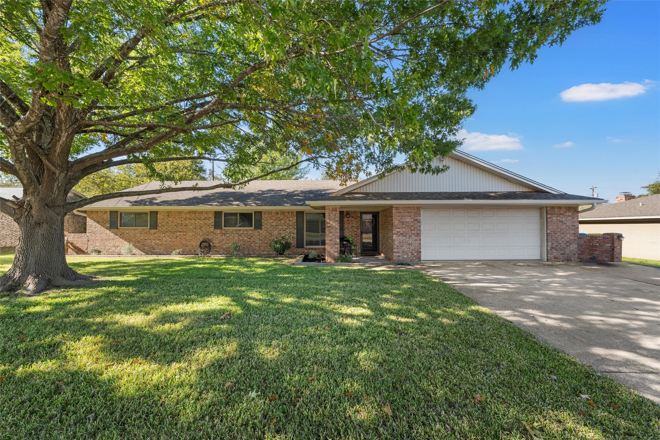 1002 W Elizabeth Drive Robinson TX 76706