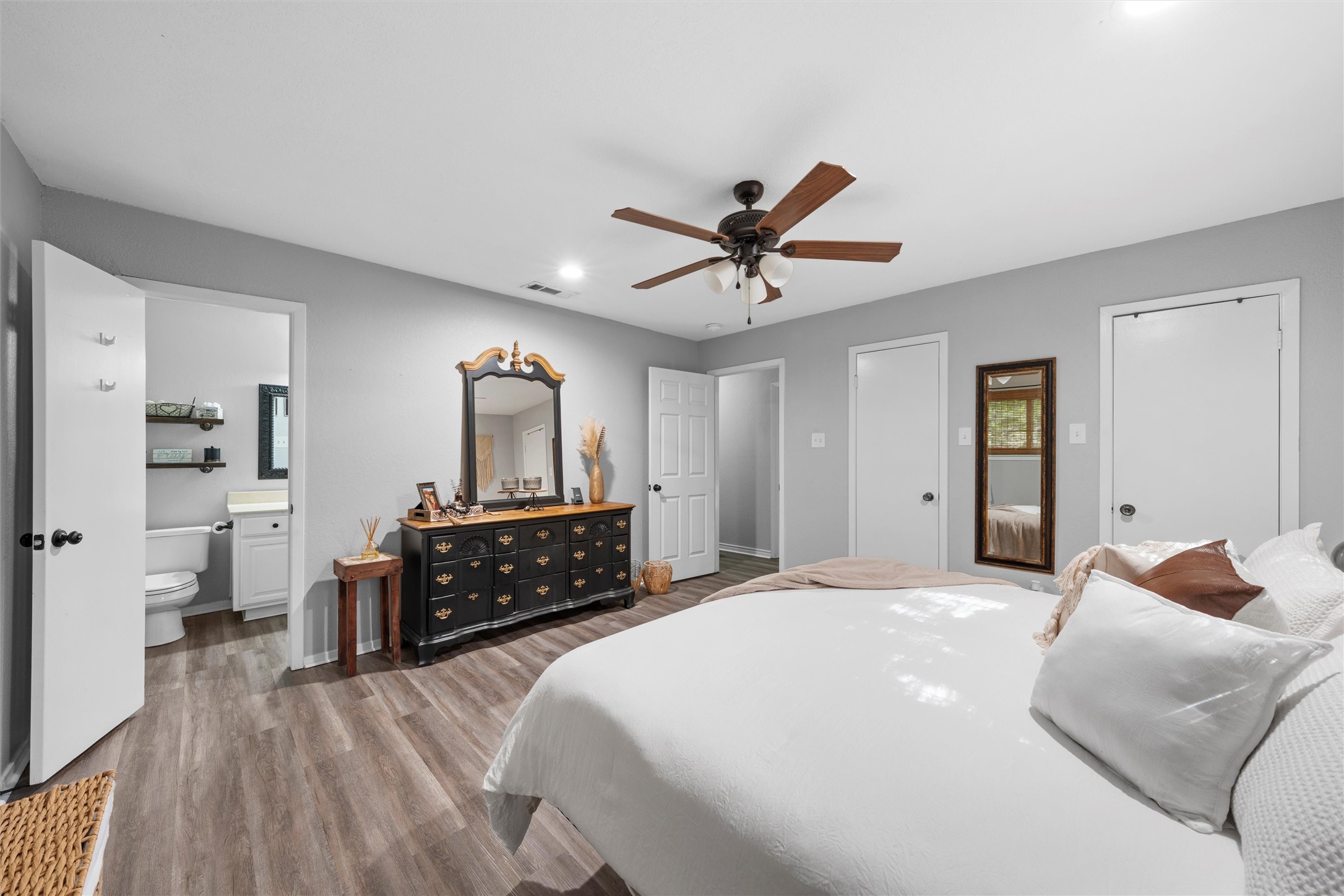 1002 W Elizabeth Drive Robinson TX 76706