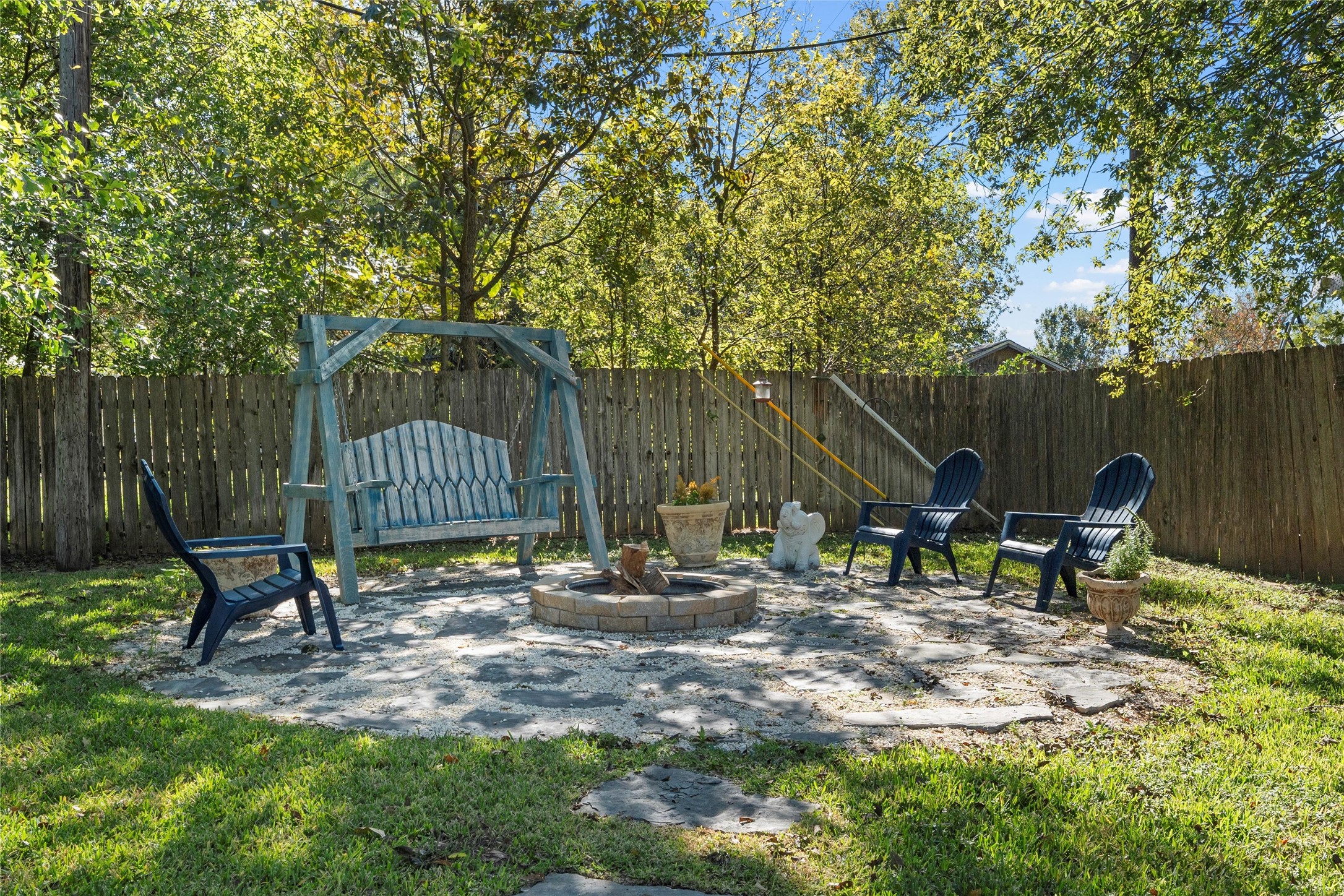 1002 W Elizabeth Drive Robinson TX 76706