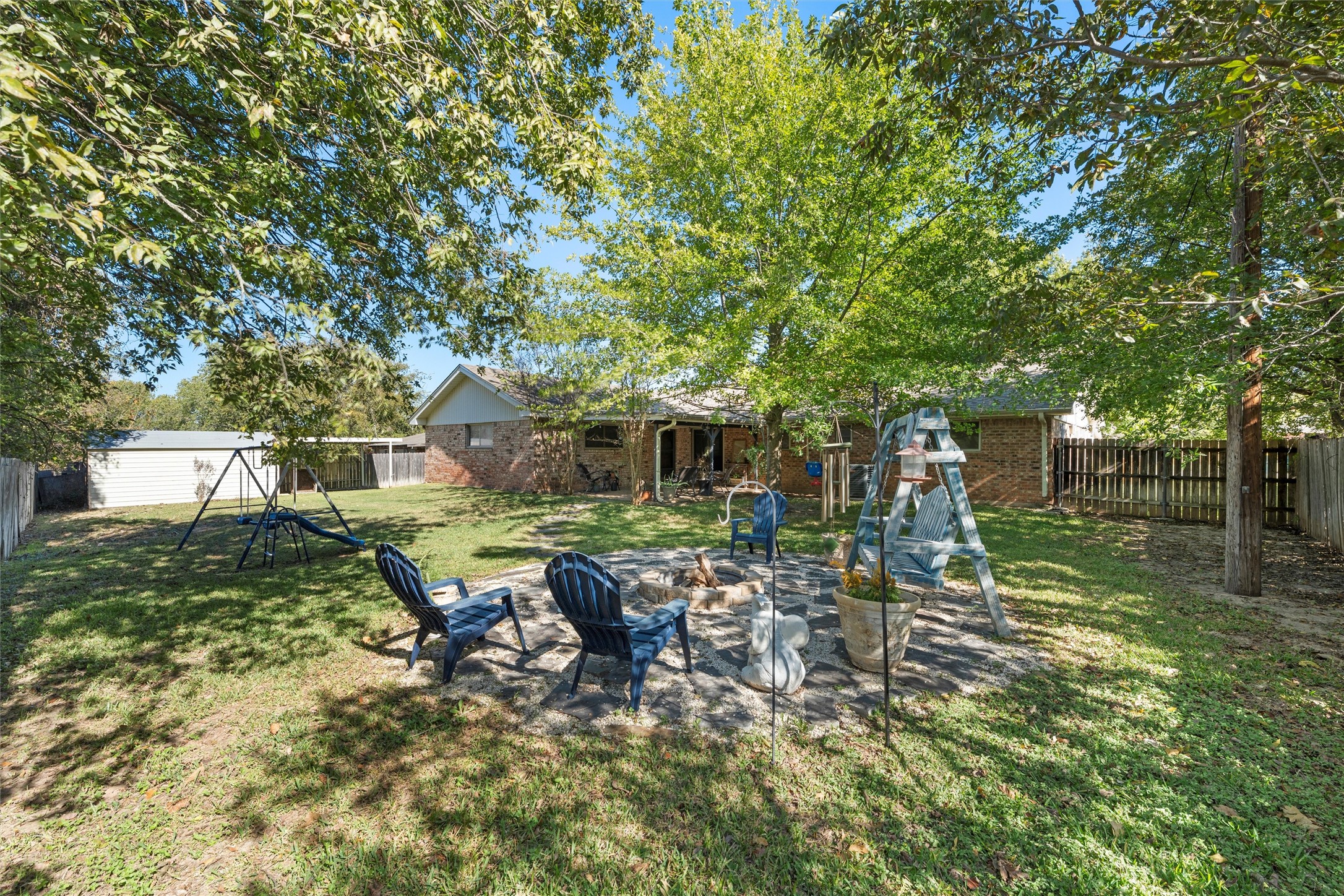 1002 W Elizabeth Drive Robinson TX 76706