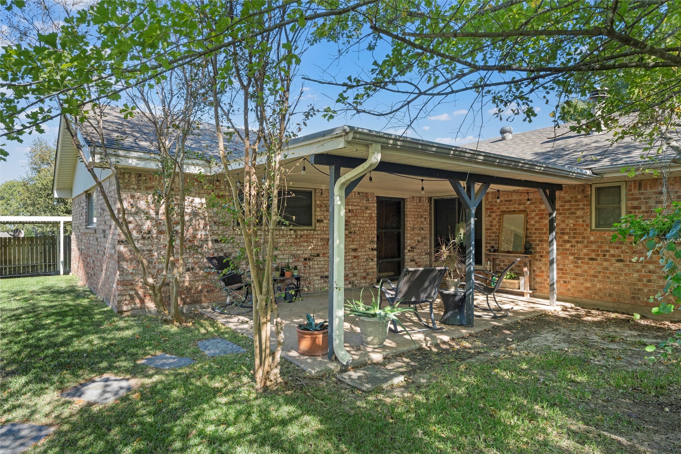 1002 W Elizabeth Drive Robinson TX 76706