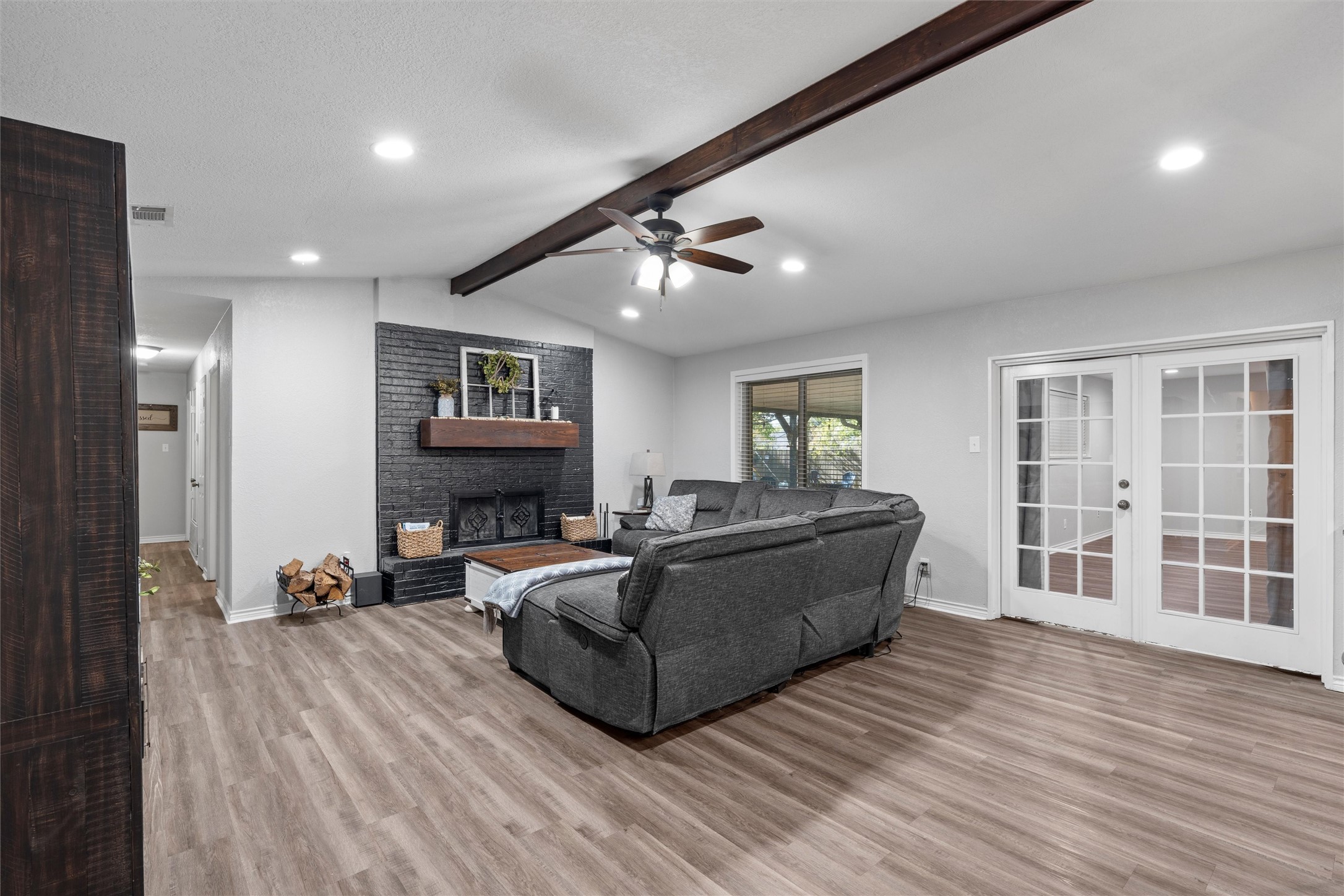 1002 W Elizabeth Drive Robinson TX 76706