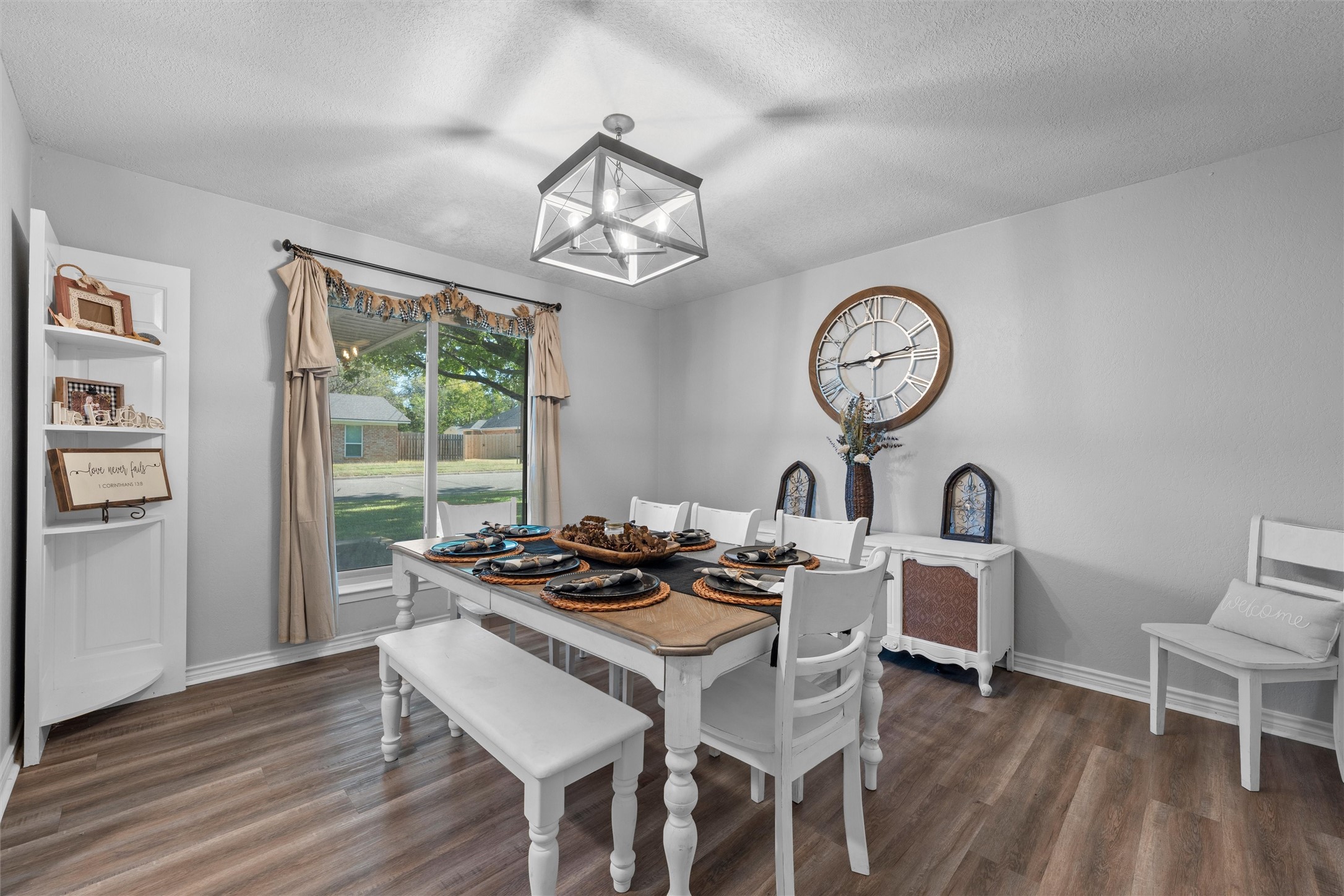 1002 W Elizabeth Drive Robinson TX 76706