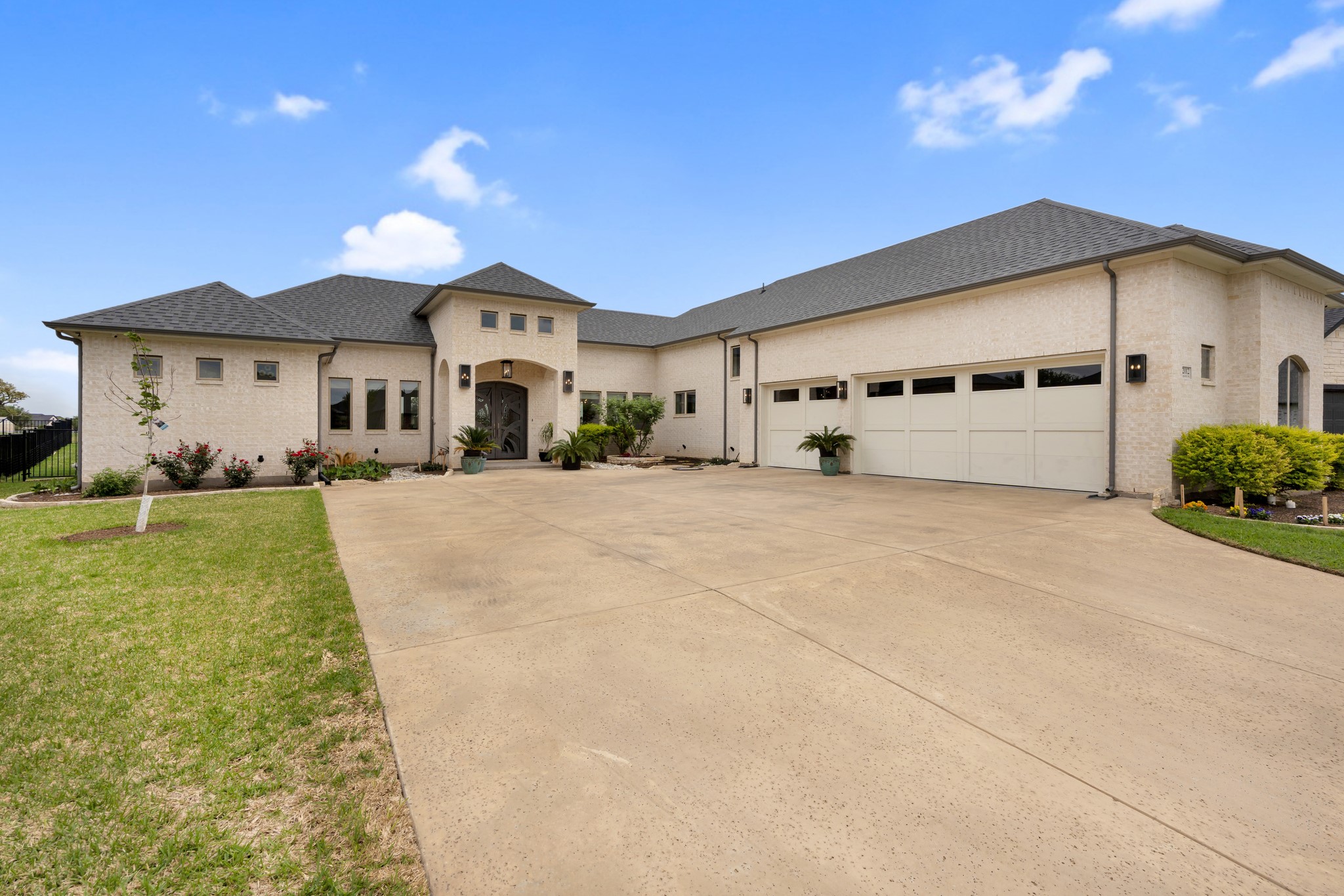 2012 Spieth Street Granbury TX 76048
