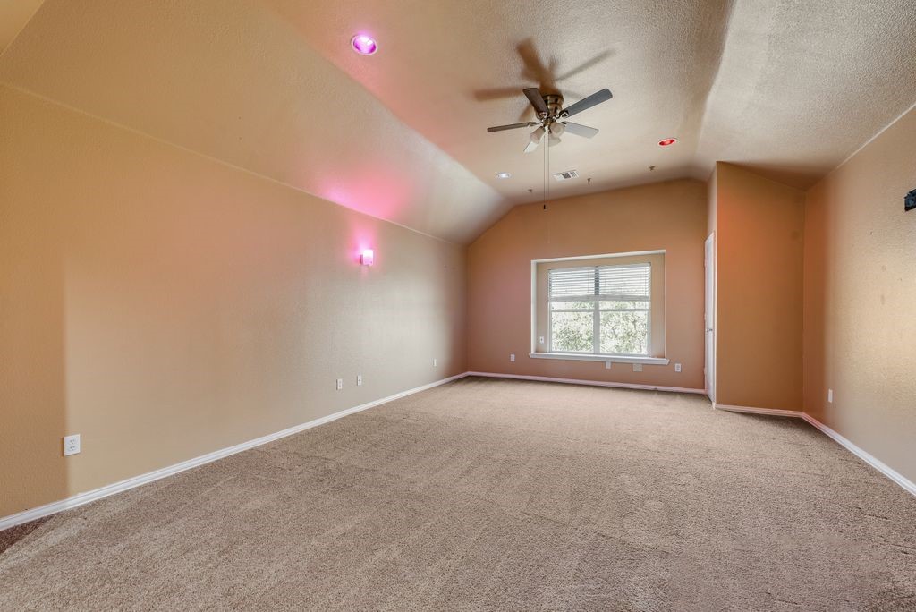 515 Suffolk Drive Grand Prairie TX 75052