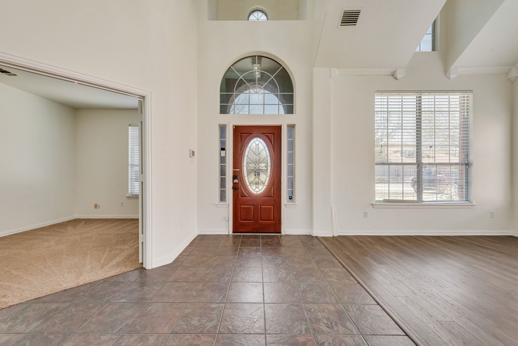 515 Suffolk Drive Grand Prairie TX 75052